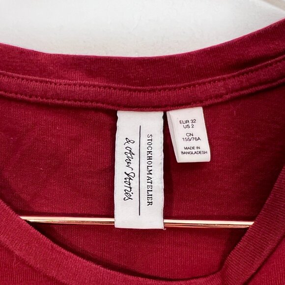 & Other Stories Red Crewneck T-Shirt - Picture 2 of 4